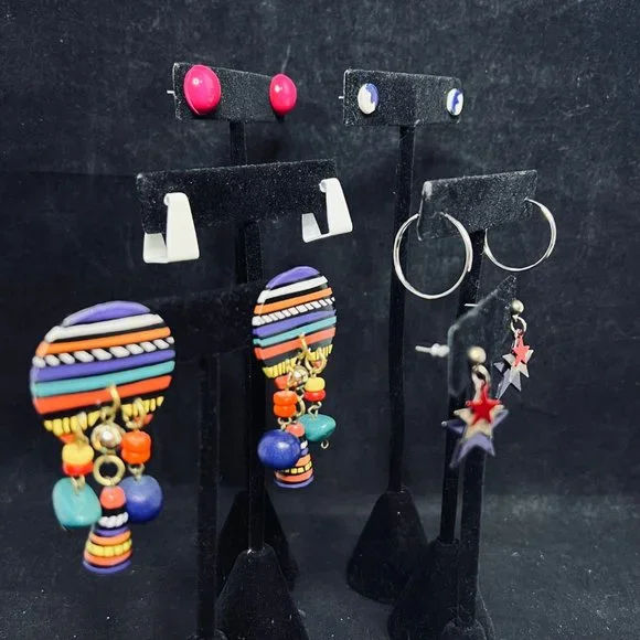 Lot of 6 Silver Tone Pierced Earrings (4830) - Picture 2 of 9